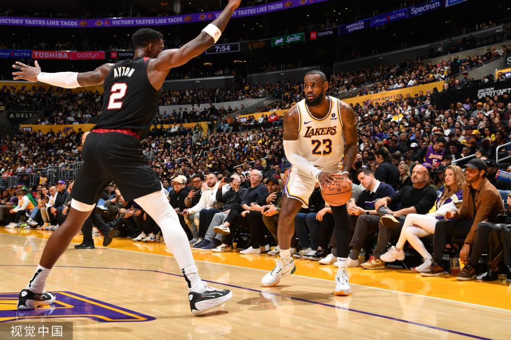 的残酷性与 的残酷性与